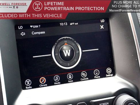 Used 2019 Dodge Durango SXT w/ 3rd Row Seating Group image 9