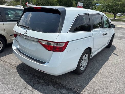 Used 2013 Honda Odyssey LX image 9