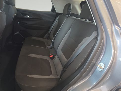 Used 2021 Chevrolet TrailBlazer LS FWD image 24