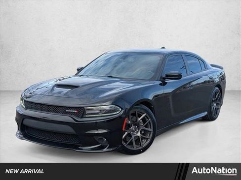 Used 2019 Dodge Charger GT image 1
