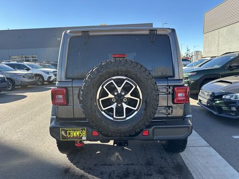 Used 2025 Jeep Wrangler Unlimited Rubicon image 8