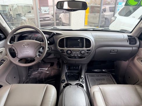 Used 2005 Toyota Sequoia Limited image 16