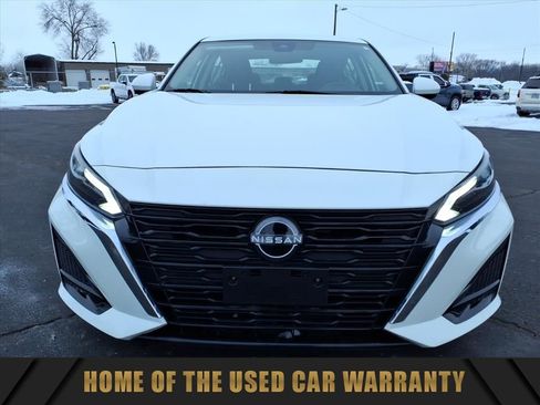 Used 2023 Nissan Altima 2.5 S image 2