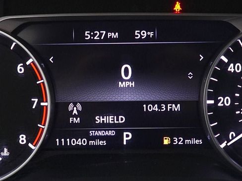 Used 2022 Nissan Rogue SV image 16