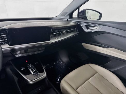 Certified 2023 Audi Q4 e-tron Premium Plus w/ Premium Plus AWD/4WD image 22