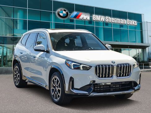 New 2026 BMW X1 xDrive28i w/ Convenience Package image 3