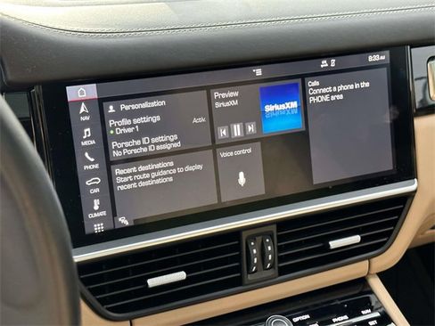 Used 2019 Porsche Cayenne E-Hybrid image 31