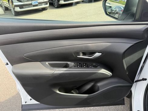 Certified 2025 Hyundai Santa Cruz SE FWD image 26