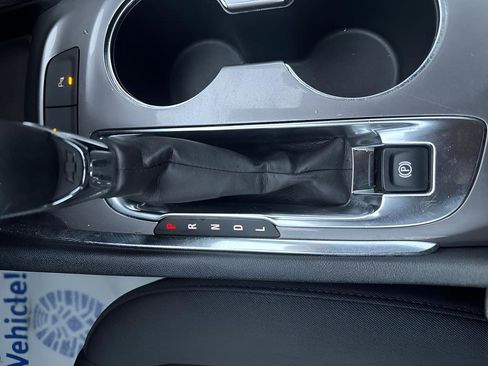 Used 2025 Chevrolet Malibu LT image 29