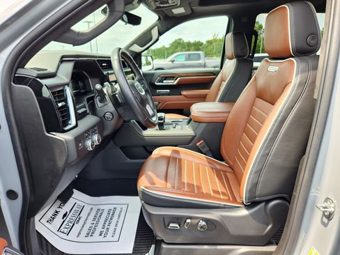 Used 2025 GMC Sierra 1500 Denali Ultimate AWD/4WD image 13