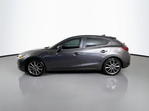 Used 2018 MAZDA MAZDA3 Grand Touring w/ Premium Equipment Package FWD image 6