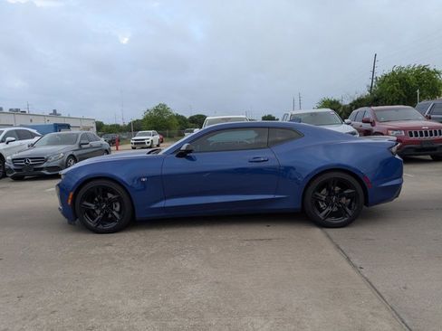 Used 2024 Chevrolet Camaro LT w/ RS Package image 8