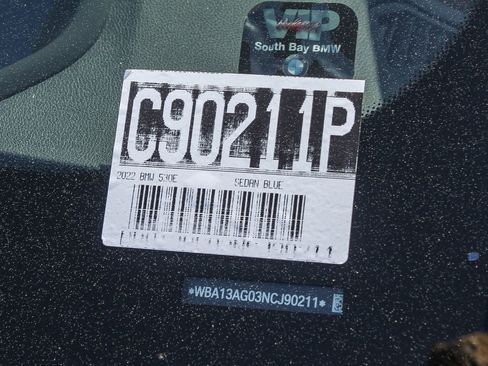 Used 2022 BMW 530e w/ Premium Package image 29