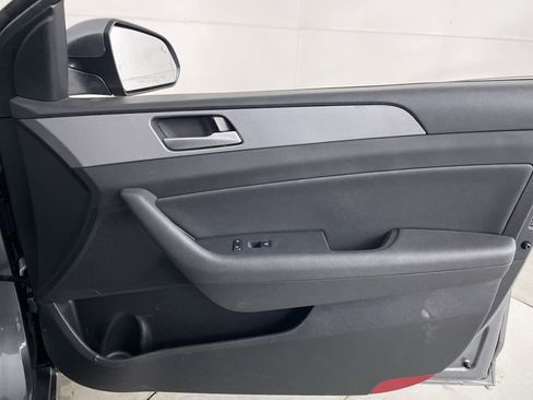 Used 2018 Hyundai Sonata SEL image 23