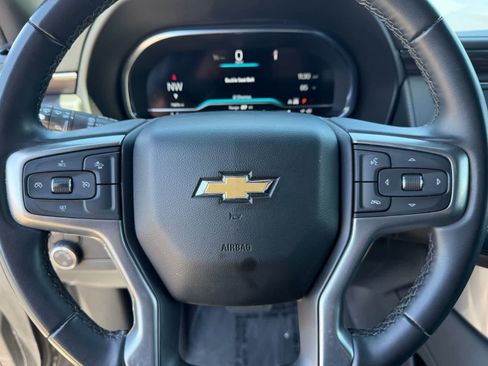 Used 2024 Chevrolet Tahoe LT AWD/4WD image 31