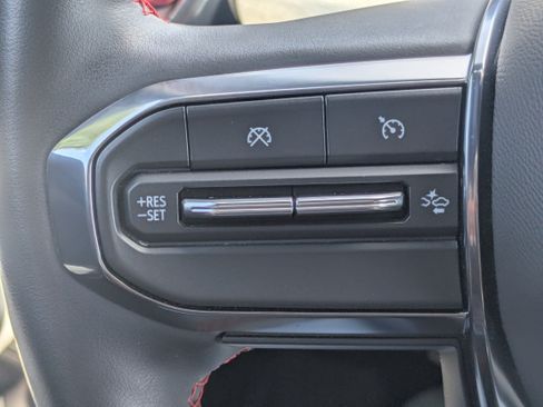 Used 2024 GMC Canyon AT4X w/ AT4X AEV Edition AWD/4WD image 25