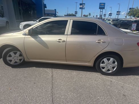 Used 2013 Toyota Corolla L image 5