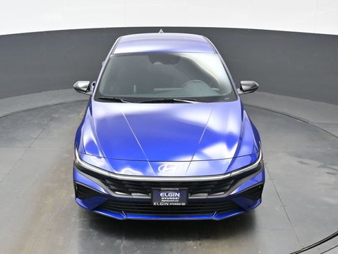 Certified 2025 Hyundai Elantra SEL FWD image 39