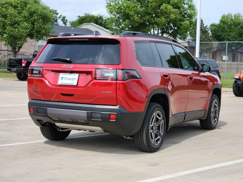 New 2026 Jeep Cherokee Laredo AWD/4WD image 4
