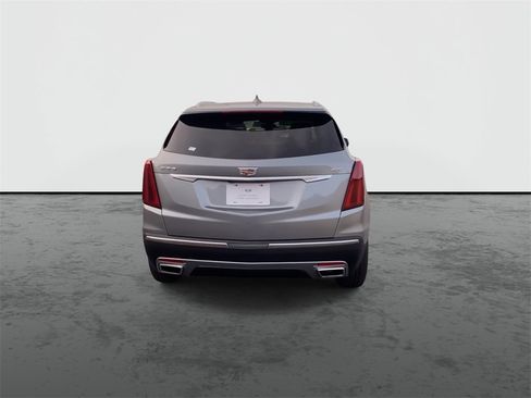 Certified 2025 Cadillac XT5 Premium Luxury image 7