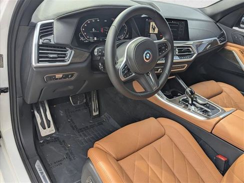 Used 2023 BMW X5 sDrive40i w/ M Sport Package image 10