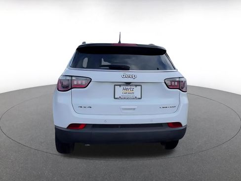 Used 2025 Jeep Compass Limited image 12