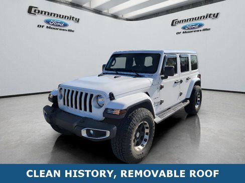 Used 2020 Jeep Wrangler Unlimited Sahara image 1