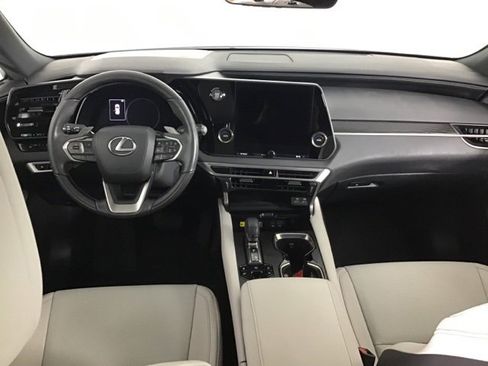 Used 2024 Lexus RX 350 Premium image 13