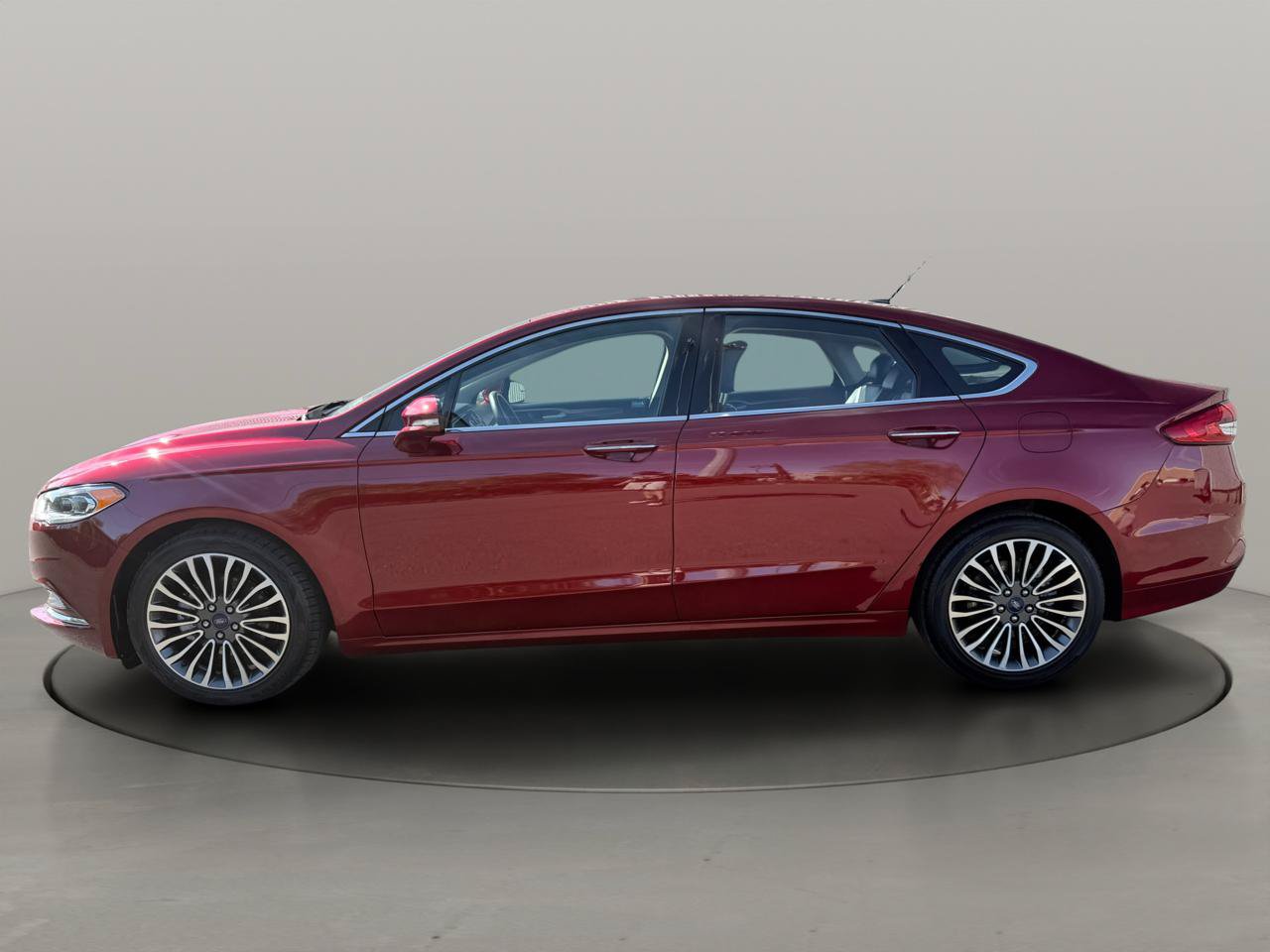 Used 2017 Ford Fusion SE w/ Fusion SE Technology Package FWD image 3
