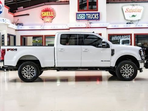 Used 2019 Ford F250 Lariat w/ Lariat Value Package image 10