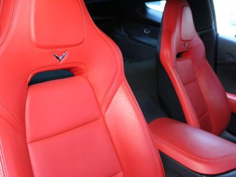 Used 2014 Chevrolet Corvette Stingray Coupe RWD image 11