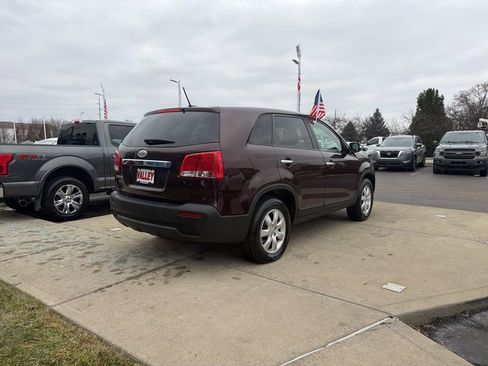 Used 2013 Kia Sorento LX image 7