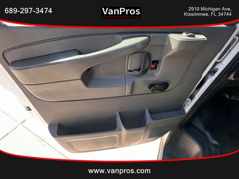 Used 2013 Chevrolet Express 2500 image 8