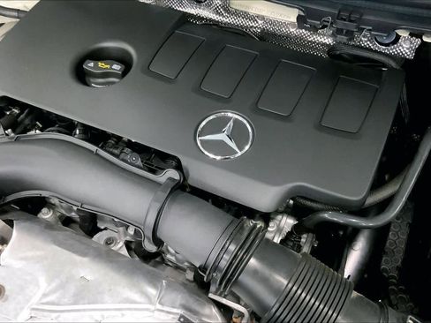 Certified 2023 Mercedes-Benz GLA 250 image 31