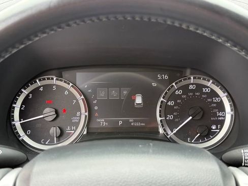 Used 2024 Toyota Highlander LE image 19