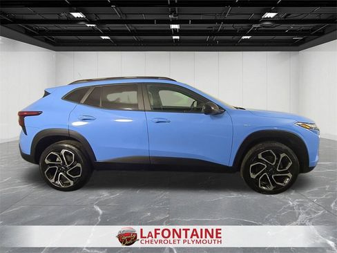 Certified 2024 Chevrolet Trax RS w/ Sunroof Package image 9