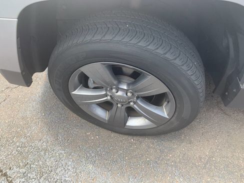 Used 2015 Jeep Patriot High Altitude image 10