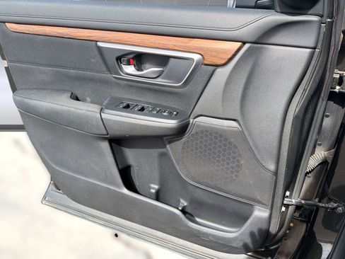 Used 2018 Honda CR-V EX image 12