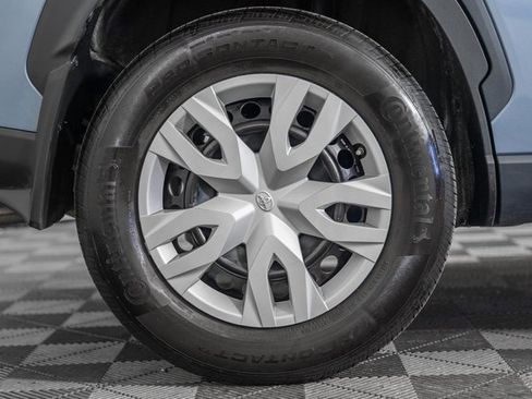 Certified 2024 Toyota Corolla Cross L image 17