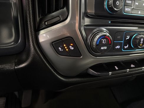 Used 2018 Chevrolet Silverado 1500 LT w/ All Star Edition image 28