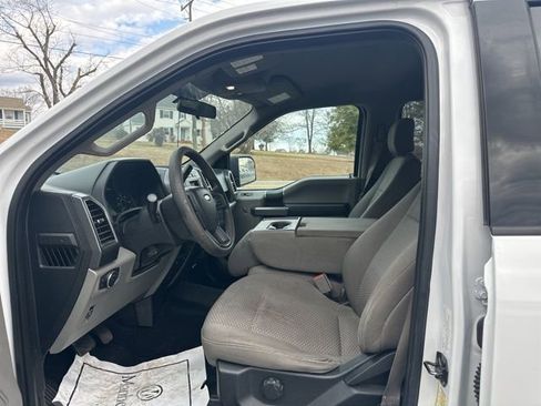 Used 2018 Ford F150 XLT image 9