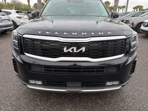 Used 2022 Kia Telluride SX w/ SX Prestige Package image 16