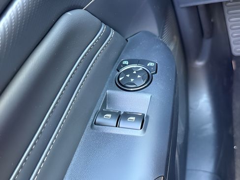 Used 2025 Ford Mustang Premium RWD image 18