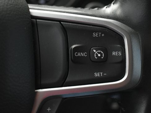 Used 2020 RAM 1500 Big Horn AWD/4WD image 23