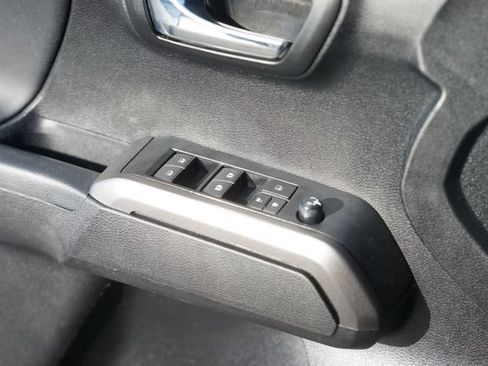 Used 2023 Toyota Tacoma TRD Sport w/ Technology Package RWD image 29