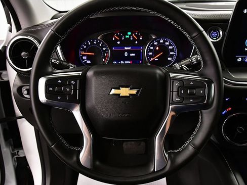 Used 2023 Chevrolet Blazer LT AWD/4WD image 17