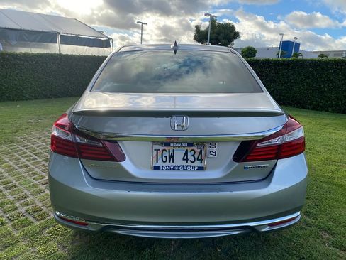 Used 2017 Honda Accord EX-L image 6