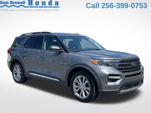 Used 2021 Ford Explorer XLT w/ Equipment Group 202A RWD image 1