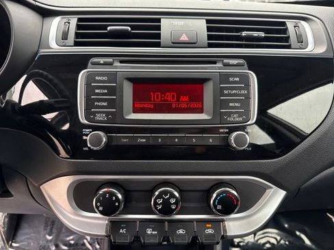 Used 2017 Kia Rio LX w/ Power Package image 18