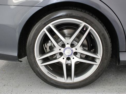 Used 2014 Mercedes-Benz E 350 Sedan w/ Premium 1 Package image 79